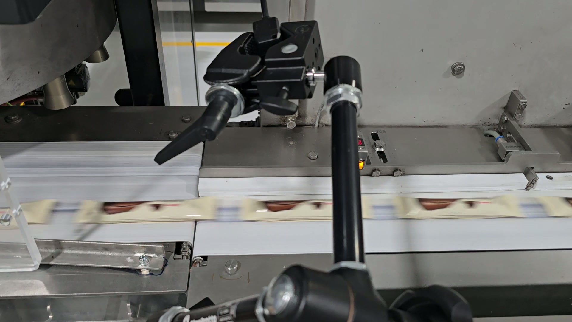 High-Speed Code Reading and Product Traceability in Chestny Znak Application